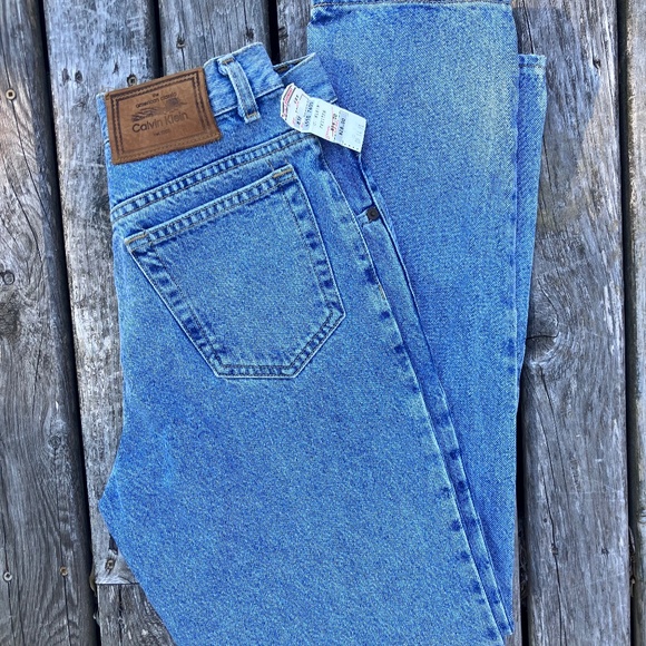Vintage 90s Calvin Klein Light Wash Jeans NWT – Vintage 10 (Modern 4–6) - Picture 1 of 12